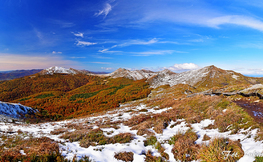 Panorama z Rozsypańca w kierunku Tarnicy, Krzemienia i Halicza, Fot. Łukasz Barzowski