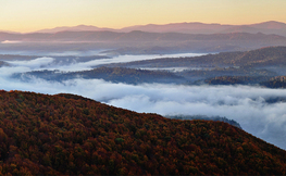 Panorama na morze mgieł i Wysokie Bieszczady, Fot. Łukasz Barzowski