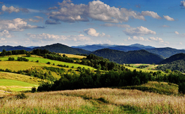 Wierchy i widok na Wysokie Bieszczady, Fot. Łukasz Barzowski