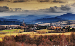 Widok z punktu widokowego na Lutowiska, Fot. Łukasz Barzowski