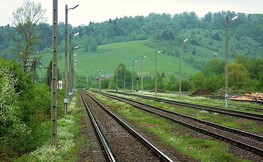 Torowiski PKP w Uhercach Mineralnych. Źródło: Internet